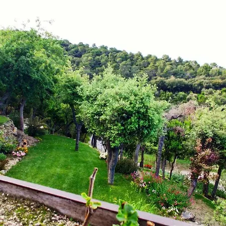 Els Refugis Del Montseny Cal Somni Holiday home *