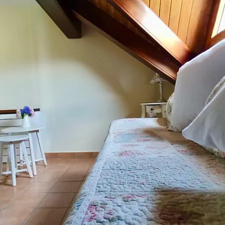 Holiday home Els Refugis Del Montseny Cal Somni *